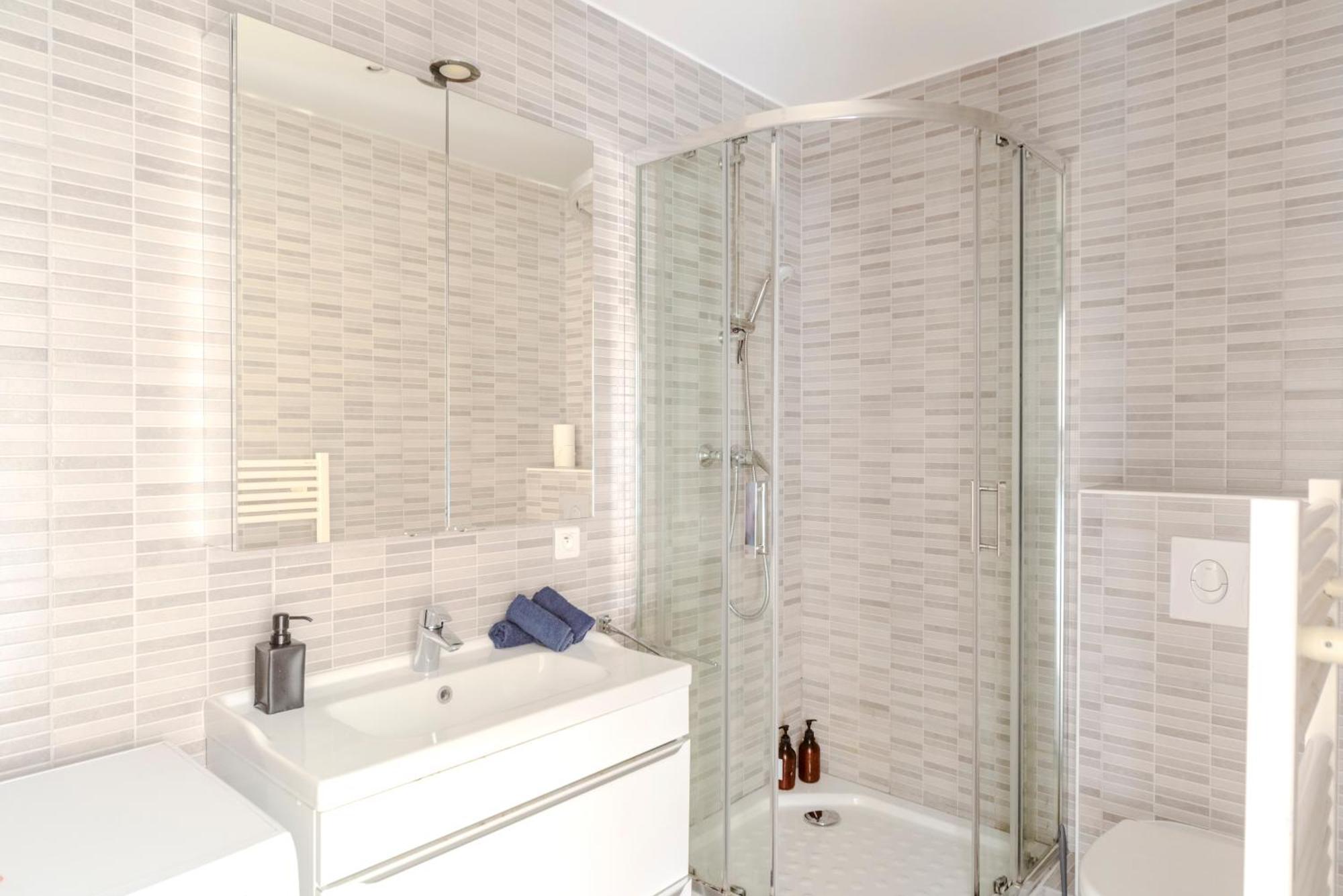Lovely Renovated 45M2 In The Hearth Of Cannes Zewnętrze zdjęcie